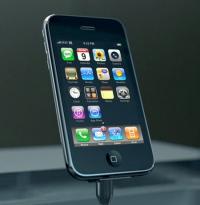  Сегодня Стив Джобс может показать iPhone 4G