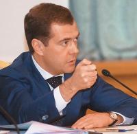 Медведев объявляет чрезвычайную ситуацию в семи регионах РФ