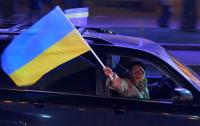 Украинских автомобилистов просят помогать людям добраться на Майдан