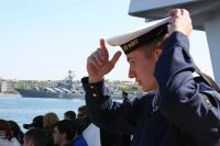 Три украинских корабля изменили присяге, подняв флаги ВМФ России
