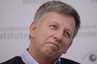 Макеенко официально отчитался Пшонке и Захарченко об освобождении КГГА и Грушевского