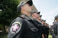 Киевляне блокируют столичную часть Внутренних войск