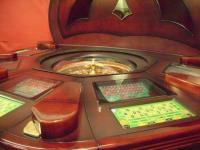 Азаров повторно запретит казино