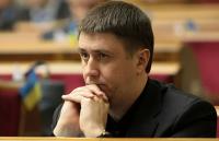 Кириленко просит КС определить судьбу Черновецкого