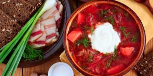 Що спочатку треба класти в борщ — картоплю чи капусту: досвідчені кулінари дали остаточну відповідь