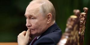 На Путіна чекає "дуже складний вибір" щодо України через санкції: естонська розвідка