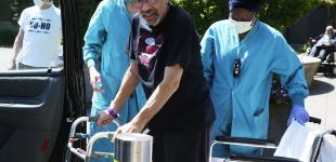 Американец получил счет на миллион долларов за лечение коронавируса