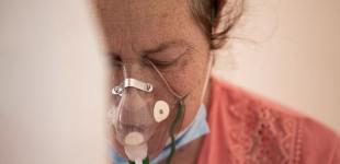 «Проблемы индейцев вождя не волнуют»: страна погружается в реальность, где нечем дышать