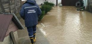 На Закарпатье 16-17 мая готовятся к грозам и большой воде