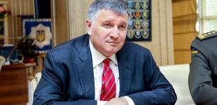 Аваков заявил, что не планирует писать заявление об отставке