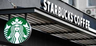  Starbucks разрешил посетителям сидеть в кафе, ничего не заказывая