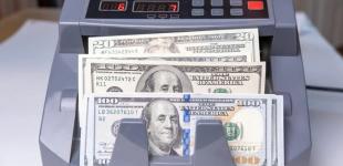 Детекторы валют для кассиров: что важно знать?