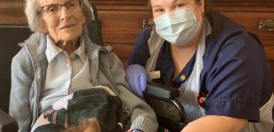 106-летняя жительница Великобритании рассказала, благодаря чему победила коронавирус