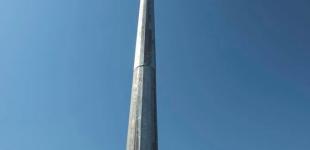 В Киеве установили флагшток для самого большого флага Украины