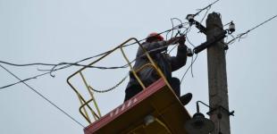 Декілька областей України залишились без світла через негоду