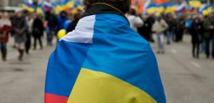 Россияне хуже относятся к украинцам, чем украинцы к россиянам – опрос