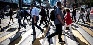 Две трети украинцев считают, что Украина идет не туда – социологи