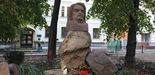 В Киеве открыли бюст Оноре де Бальзака