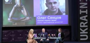 Сенцову вручили премию Ukrainian ID Awards