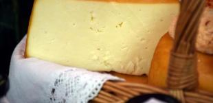 Живой продукт: как правильно хранить сыры