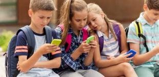 Чем опасно чрезмерное увлечение гаджетами