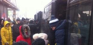 Транспортный коллапс в Черкассах: частные перевозчики отказались выезжать на маршруты