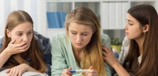 Аборт в 14 лет: как должен действовать закон