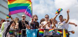 В Берлине прошел традиционный парад ЛГБТ