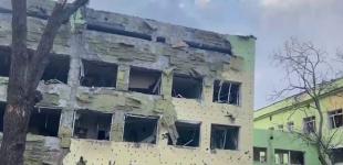 Ворог цілеспрямовано скинув авіабомби на дитячу лікарню в Маріуполі: відео і фото руйнувань