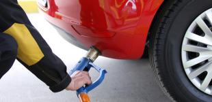 Автогаз на заправках стоит уже 15 гривен за литр