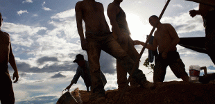 Бразилия открывает обширные территории Амазонки для добычи ресурсов