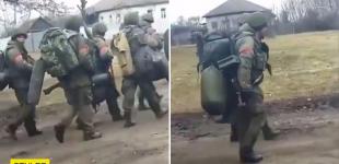 Під Конотопом окупанти кинули техніку і натовпом кинулися до кордону РФ