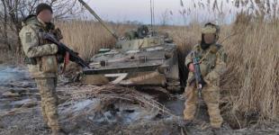 Росія зазнає втрат на Донбасі та готується перекинути туди велику кількість резервних підрозділів - британська розвідка