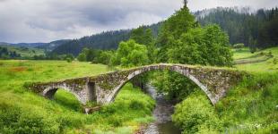 У Британії через спеку з-під води з'явилося село-примара 