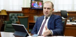 Коли Україна почне отримувати мільярди допомоги США та ЄС: відповідь НБУ