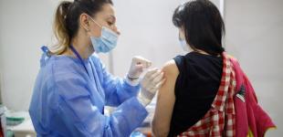 Вакцинація від COVID в регіонах: лідери та аутсайдери за кількістю щеплень