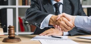 Адвокат в Познані - як вибрати доброго адвоката?