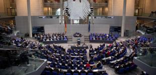 Бундестаг одобрил беспрецедентный антикризисный пакет - €750 миллиардов