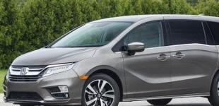 Honda отзывает 122 тысячи минивэнов из-за открывающейся во время движения двери
