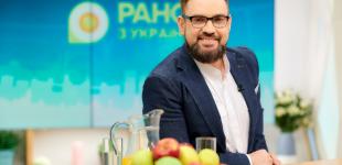 Ідеально до романтичного столу: Григорій Герман поділився рецептом запеченого лосося з апельсином 