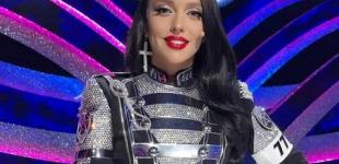 У шоу «МАСКА» Оля Полякова продемонструвала ефектний образ в стилі Майкла Джексона