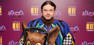 «Як казав батько, слон на вухо наступив»: Остап Ступка розповів про участь у гіпершоу «МАСКА»
