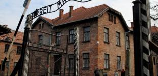 В Польше почтили память первых узников Освенцима