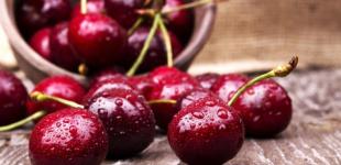 Черешня подешевела - за выходные цены упали более, чем вдвое