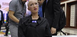 У робота Софии появятся еще четыре «сестры» для помощи в пандемию