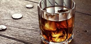 Алкоголь не спасет от депрессии и не продлит жизнь - Минздрав