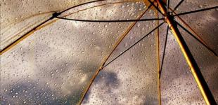 В Украину несутся грозовые дожди: где больше всего зальет