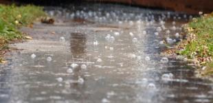 Украине прогнозируют дожди, грозы и сильный ветер