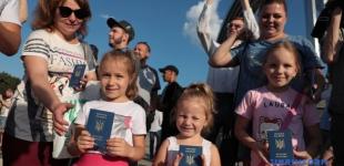 В Киеве ярко отметили вторую годовщину предоставлении Украине безвиза