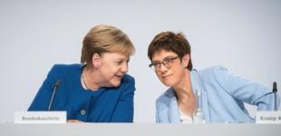 Меркель и министр обороны Германии полетели в США разными самолетами